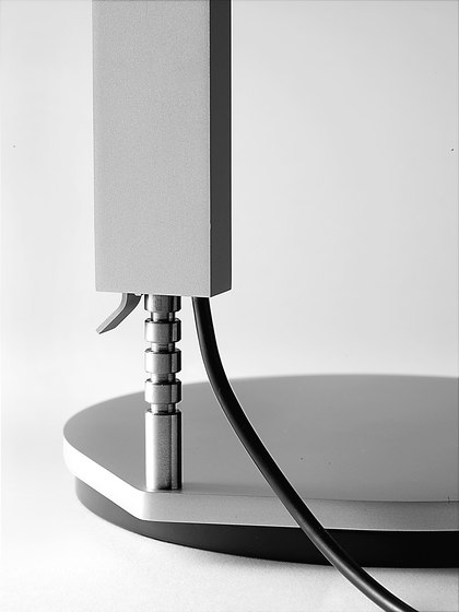 Lee floor lamp | Free-standing lights | Anta Leuchten