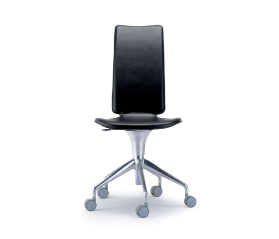 Talle high back swivel chair | Bürodrehstühle | Sellex