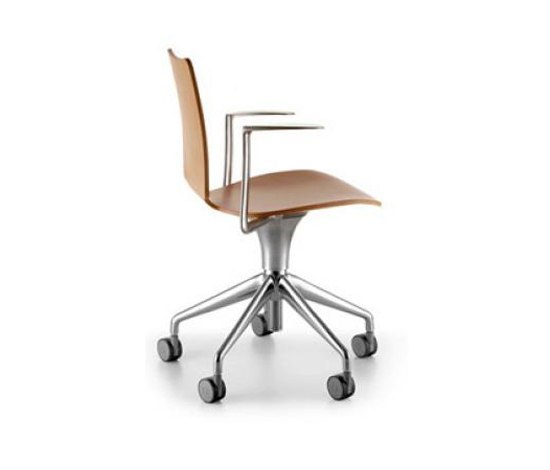 Talle swivel chair with armrests | Bürodrehstühle | Sellex