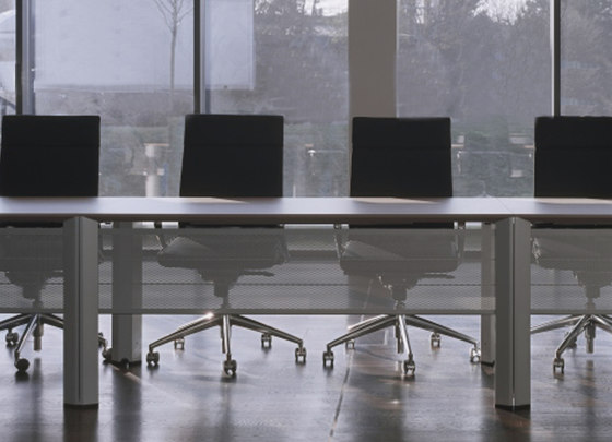 Segno conference table | Contract tables | RENZ
