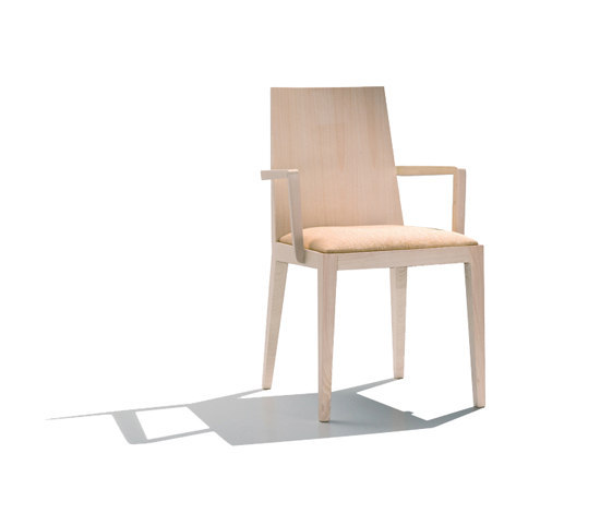 Lynn SO 7202 | Chairs | Andreu World