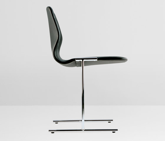 Nurmesniemi 001 | Chairs | Piiroinen