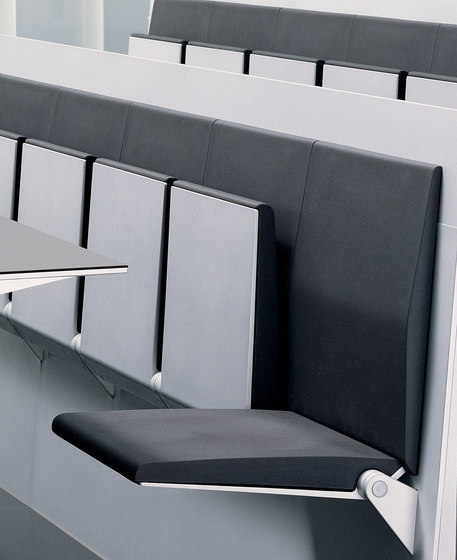 Blade System | Auditorium seating | Lamm
