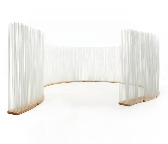 Sticks curved by extremis | Screening panels