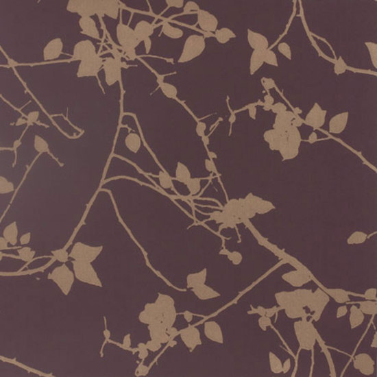 Briar plum/gold wallpaper | Wall coverings / wallpapers | Clarissa Hulse