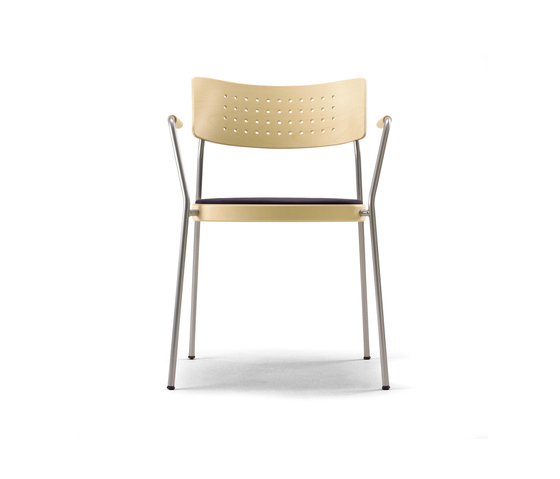Parade chair | Sedie | Magnus Olesen