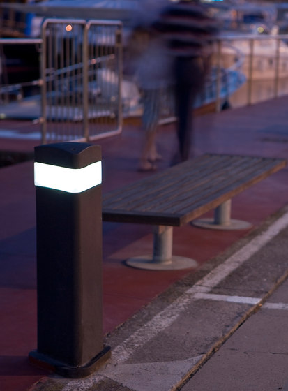 Finisterre LED | Dissuasori luminosi | Santa & Cole