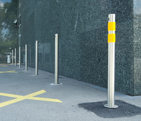 Public Bollard removable barrier post – stainless steel | Dissausori | BURRI