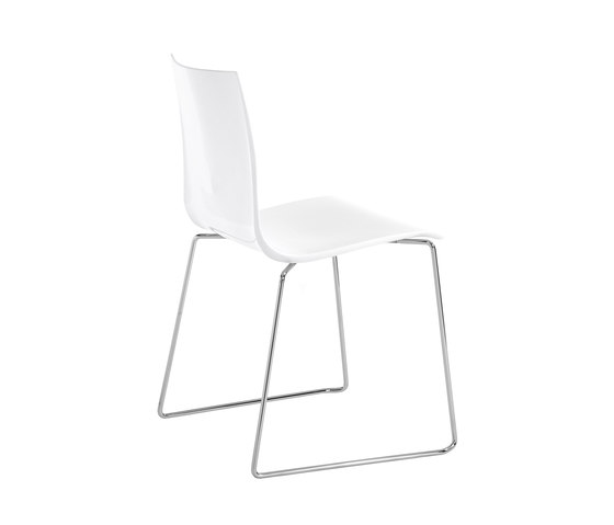 Wok sledge chair | Chairs | Desalto