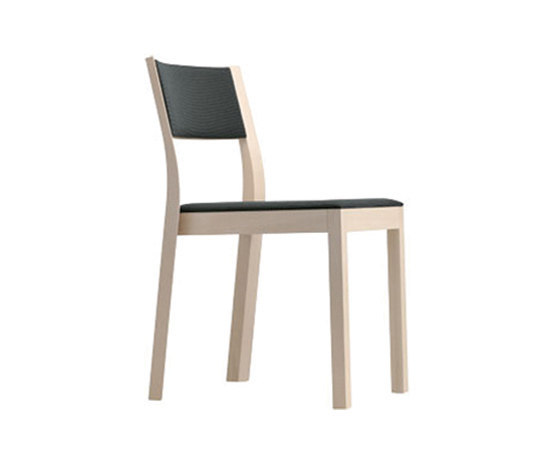 480 P | Chairs | Thonet