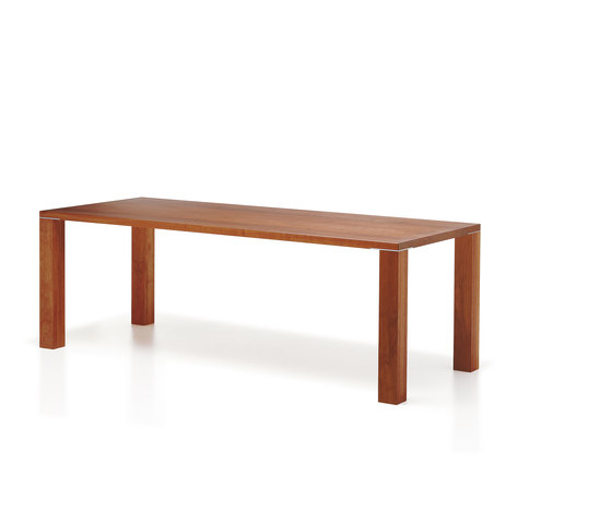 PLAIN table | Dining tables | Holzmanufaktur