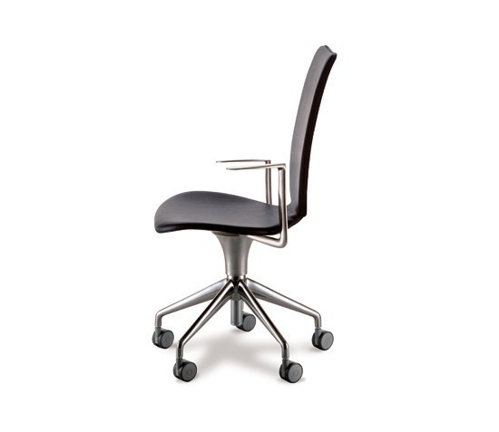 Talle high back swivel chair with armrests | Office chairs | Sellex