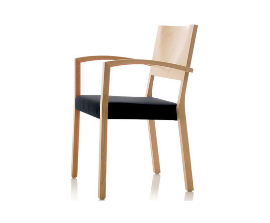 S13 chair with armrests | Sedie | Wiesner-Hager