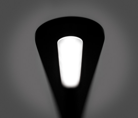 Sigma 0550 Floor lamp | Free-standing lights | Vibia