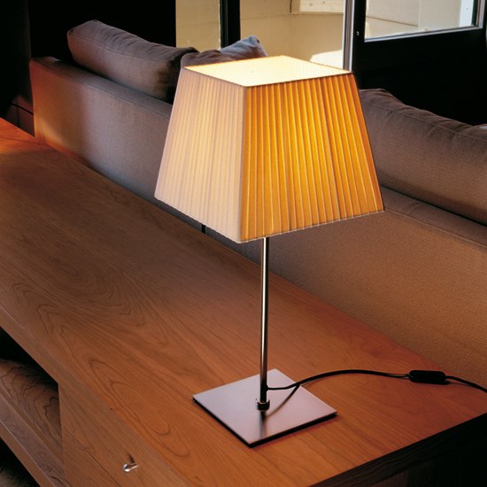 Cotton S table lamp | Table lights | Marset