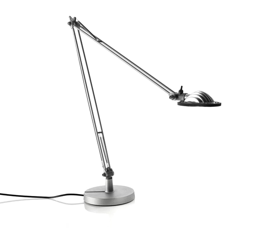 Berenice LED | Lampade tavolo | LUCEPLAN