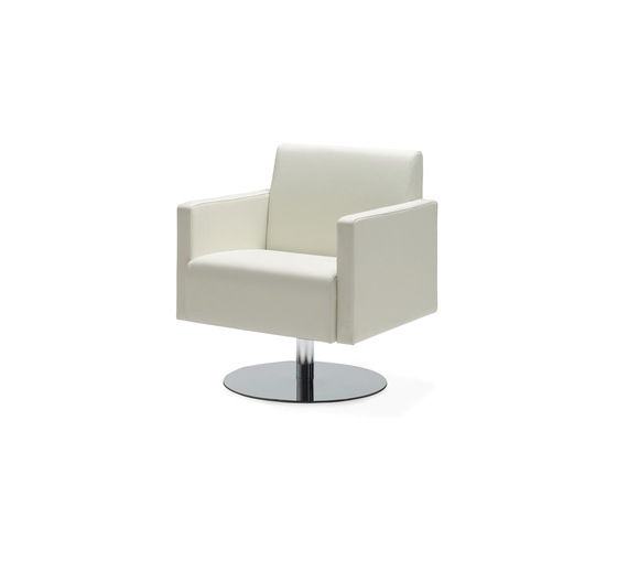 Monolite easy chair | Poltrone | Materia