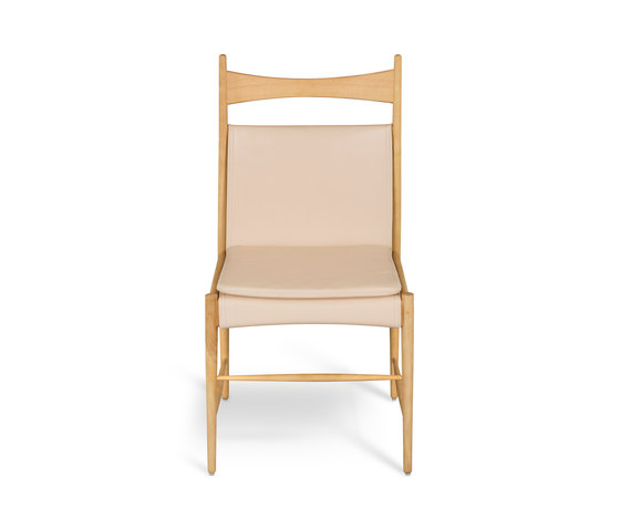 Cantu High chair | Stühle | LinBrasil