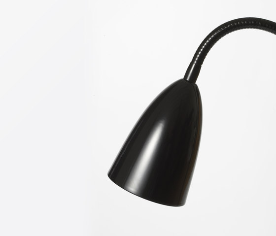 Arkipelag floor lamp w table | Free-standing lights | RUBN LIGHTING