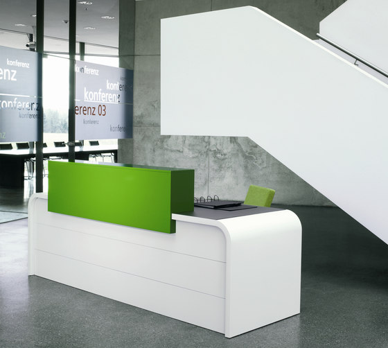 Highline M10 Reception desk | Mostradores | Müller Möbelfabrikation