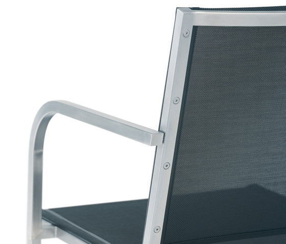 Helix Armlehnstuhl | Stühle | Fischer Möbel