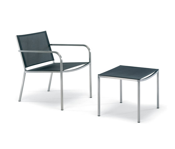 Helix lounge chair with footrest | Sillones | Fischer Möbel