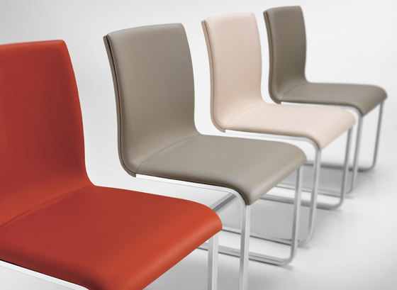 LYNN Chair | Chairs | Girsberger