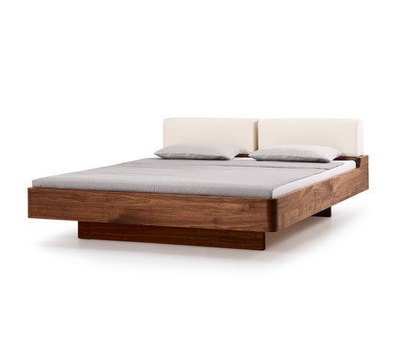 COM:CA bed | Beds | Holzmanufaktur