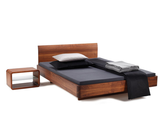 COM:CI bed | Beds | Holzmanufaktur