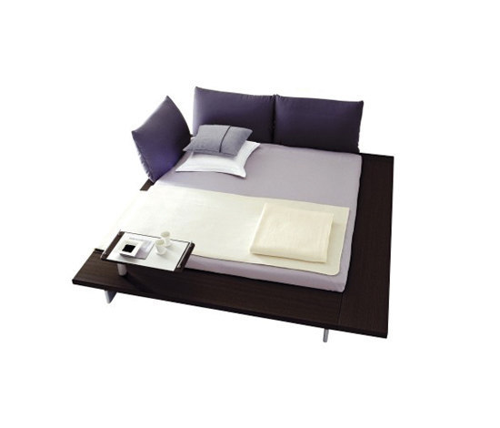 Maly | Beds | Ligne Roset