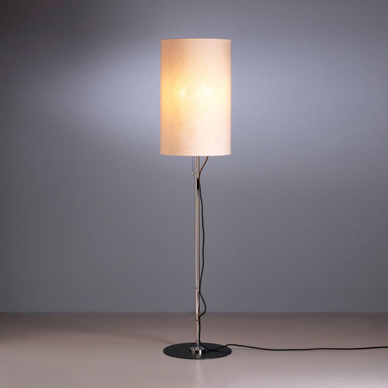 STLWS Floor lamp | Lampade piantana | Tecnolumen