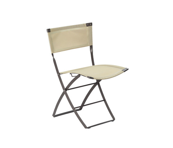Axa | 125 | Chairs | EMU Group