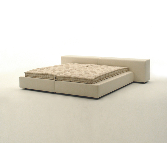 Extra Wall Sommier Bed | Beds | Living Divani