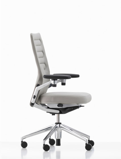 AC 4 | Office chairs | Vitra