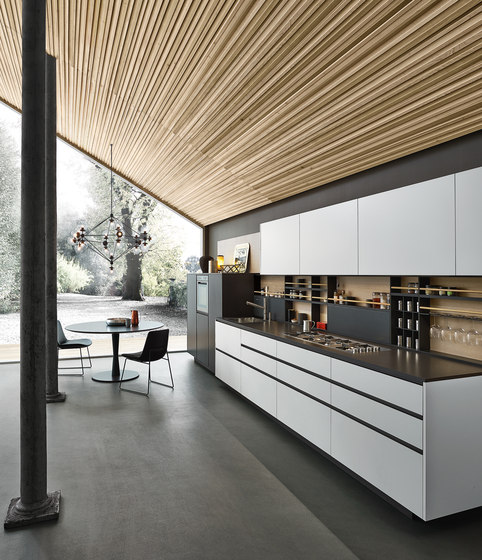 My Planet with integrated handle | Fitted kitchens | Poliform
