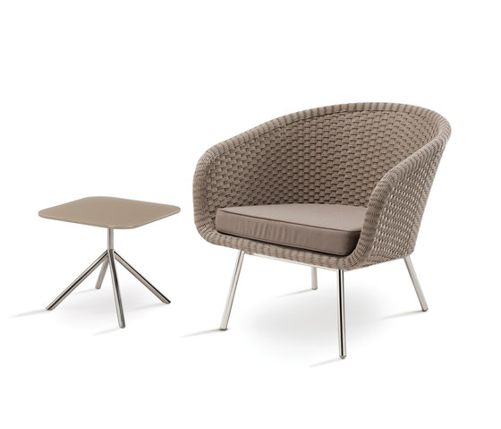 Shell Easy Chair | Armchairs | FueraDentro