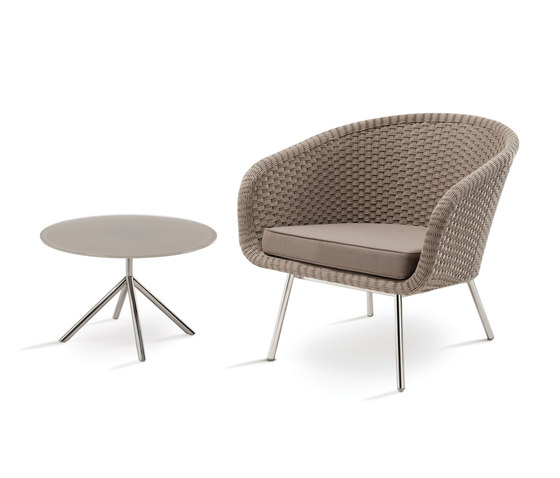 Shell Easy Chair | Sillones | FueraDentro