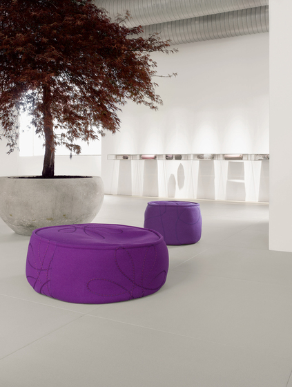 Float | Poufs | Paola Lenti