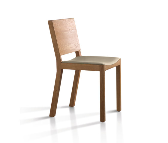 ETS-NB Chair | Sillas | OLIVER CONRAD