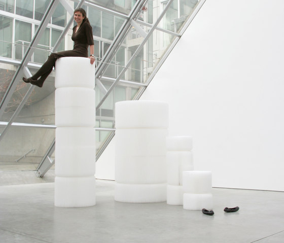 softseating | white textile softseating | Pufs | molo