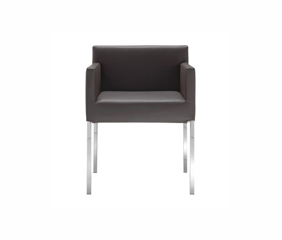 Luca | Carver Chair | Chairs | Ligne Roset