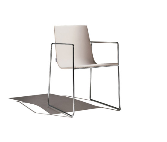 Lineal SO 0585 | Chairs | Andreu World