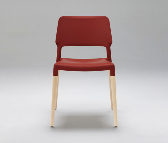 Belloch Chair | Chairs | Santa & Cole