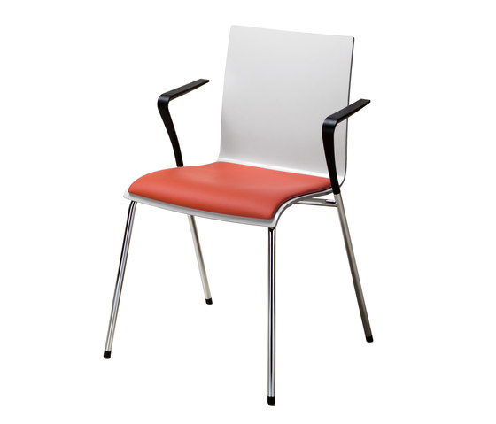 And CA | Chairs | Piiroinen