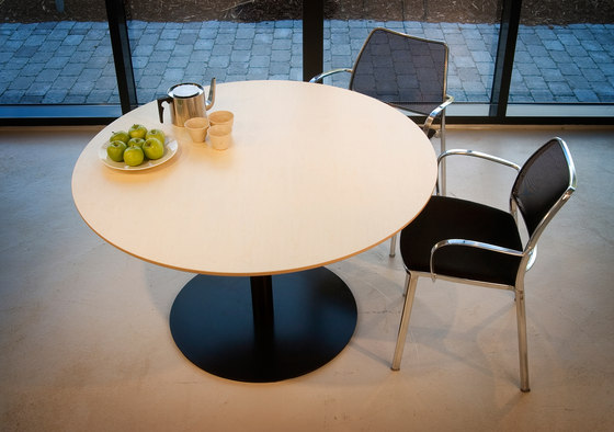 X12 Coloumn with circle foot base | Contract tables | Holmris B8