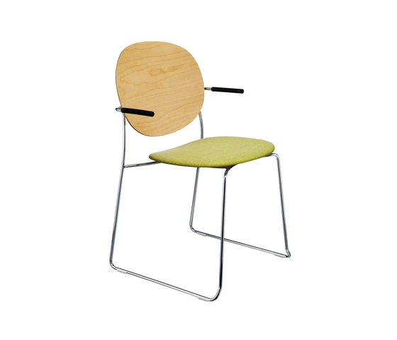 Olive armchair | Chaises | Swedese