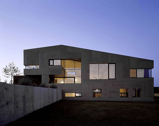 concrete skin | Villa P. Atzbach | Facade systems | Rieder
