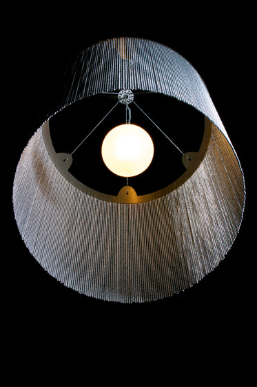 Circular Cropped 400 Pendant Lamp | Pendelleuchten | Willowlamp
