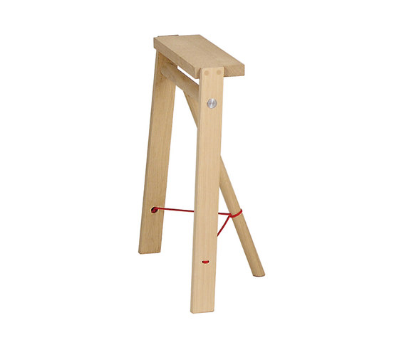 5° Stool | Lean stools | Nils Holger Moormann