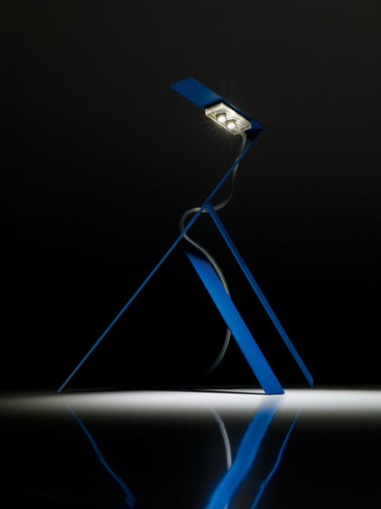 Jetzt blue | Luminaires de table | Ingo Maurer